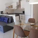 Maritim Und Modern Eingerichtete By Interhome *
