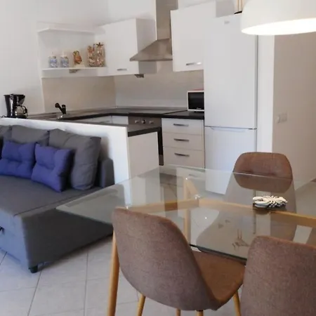 Maritim Und Modern Eingerichtete By Interhome *